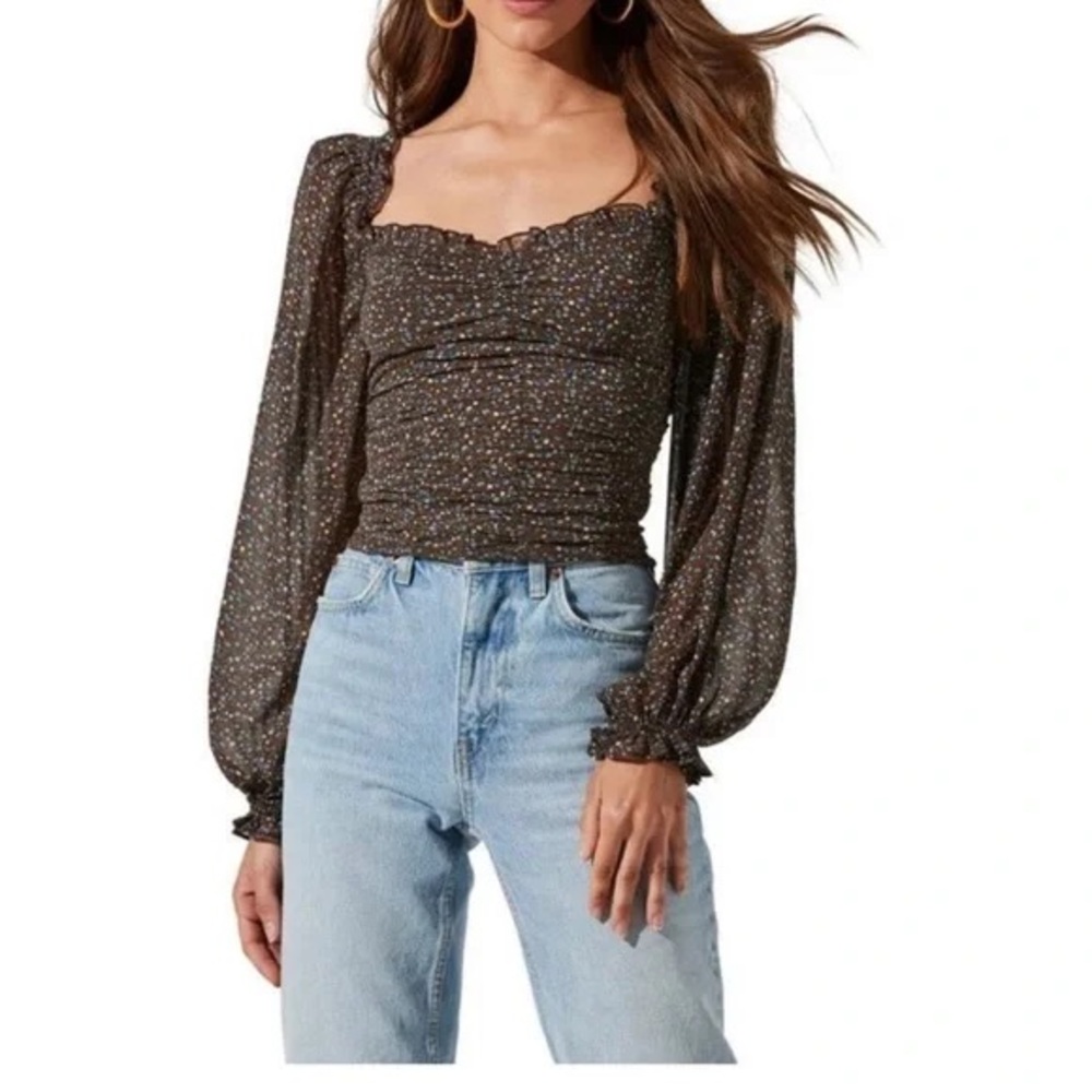 ASTR The Label Helena Floral Ruched Top